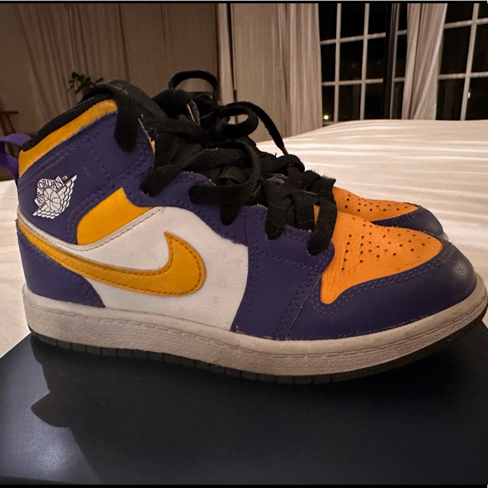 Jordans size 13.5 great condition